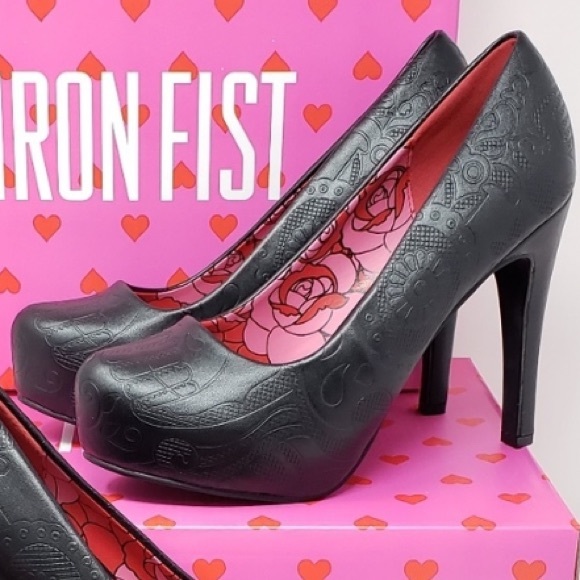Iron Fist black sugar skull imprint platform pumps heels Size 5 7 NIB New in box - Picture 8 of 8